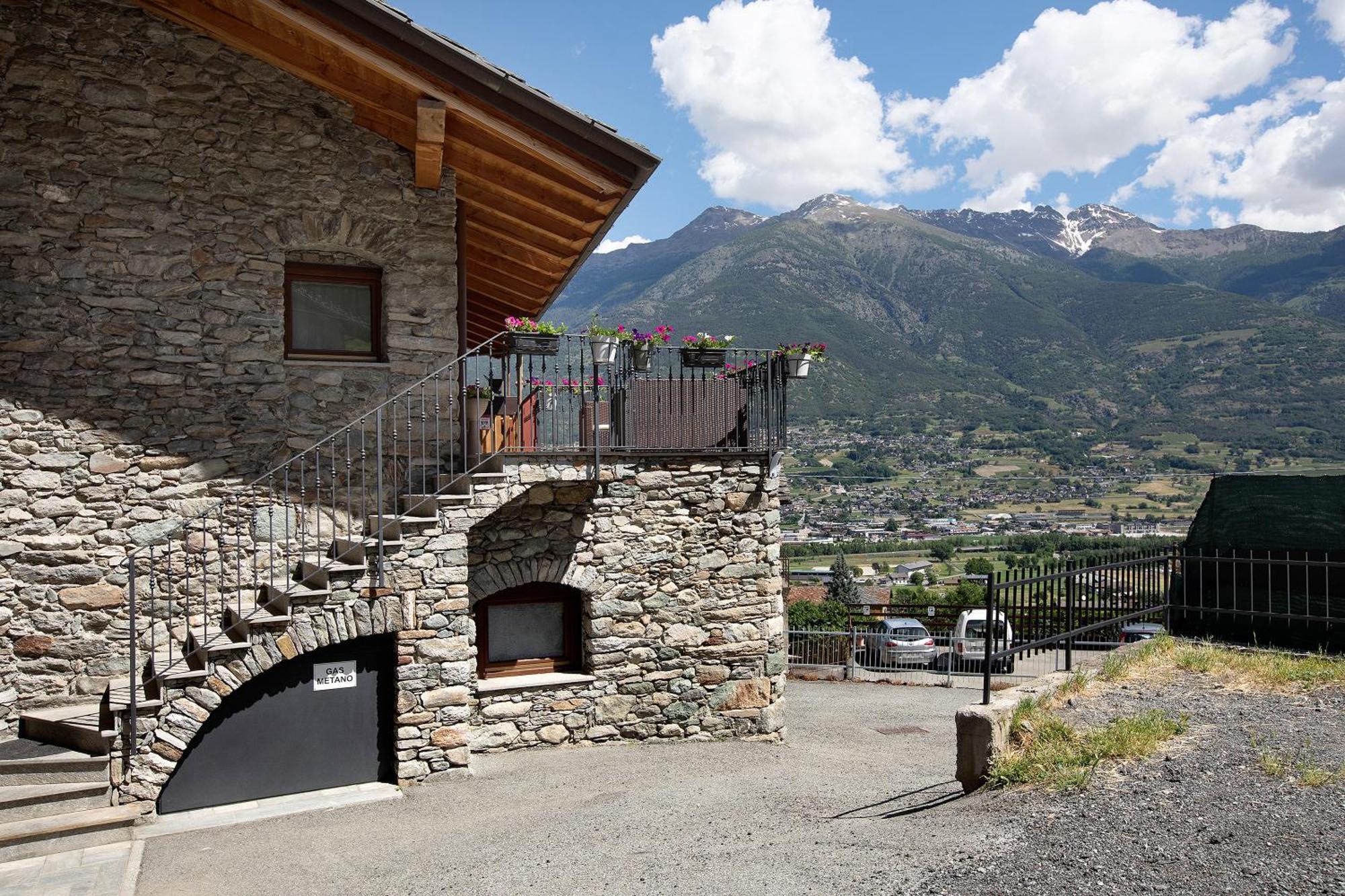 Maison Bebe Terre Blanche Aosta Eksteriør billede